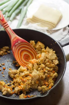  ¿Conoces el sabor ahumado y picante del Tofu Ahogada con Salsa de Chile?